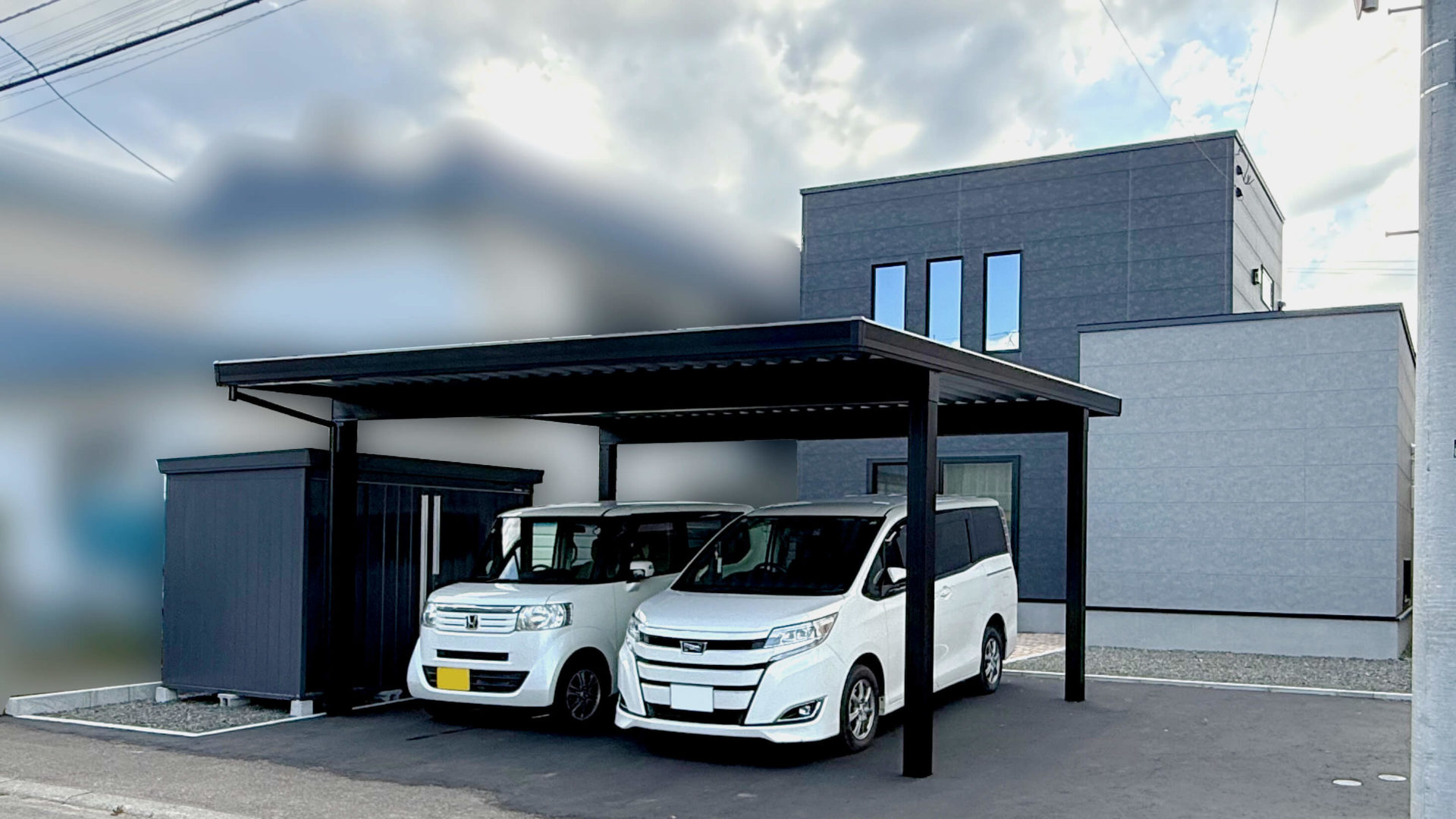 カーポート×物置の連携で快適外構に！広々敷地の有効活用プラン